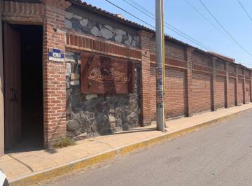 Local comercial · 373m² · 2 Estacionamientos · Local en Renta - (4)