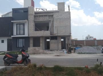 Casa de 5 habitaciones, Toluca · Casa en Venta Toluca San Mateo Otzacatipan