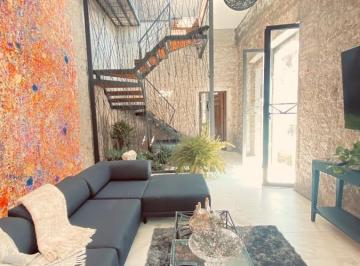Casa de 1 habitación, Puebla · Venta o Renta de Casa en Barrio de Analco con Diseño Vanguardista