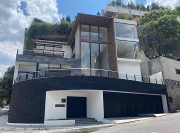 Casa de 4 habitaciones, Cuajimalpa de Morelos · Residencia Nueva, en Bosques de Las Lomas, Acabados de Primer Nivel