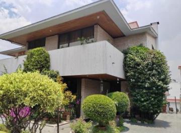 Casa en venta en Bosques de las Lomas · Casa en Venta en Bosques de Las Lomas