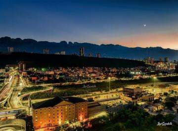 Oficina , Monterrey · Oficina en Venta en Citica/ 450 m o 935 /en 53 Millones Las Dos Oficinas