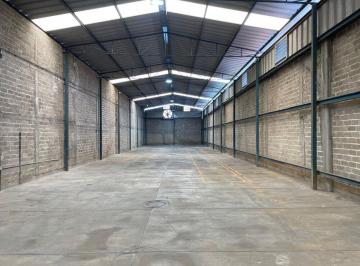 Bodega comercial , San Pedro Tlaquepaque · Se Renta Bodega en Colonia Paseos del Lago, Tlaquepaque.