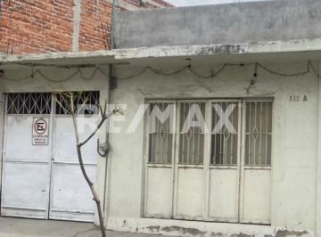 Casa · 198m² · 4 Recámaras · Casa en Venta - (4)