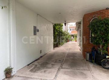 Casa de 4 habitaciones, Coyoacán · Casa en Venta en del Carmen, Coyoacán.