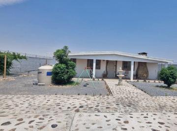 Quinta · 163m² · 4 Recámaras · Quinta en Venta en Parque Recreativo “la Carreta”, Gral. Cep