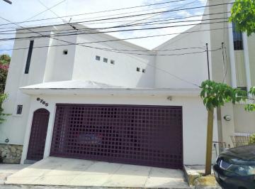 Casa de 2 habitaciones, Monterrey · Casa en Renta en Pedregal La Silla Sur de Monterrey