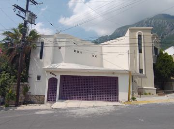 Casa de 2 habitaciones, Monterrey · Casa en Renta en Pedregal La Silla Sur de Monterrey