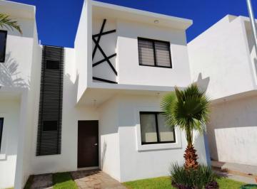 Casa · 124m² · 3 Recámaras · 1 Estacionamiento · Casa en Venta en Jardines del Sur Boca del Río Veracruz