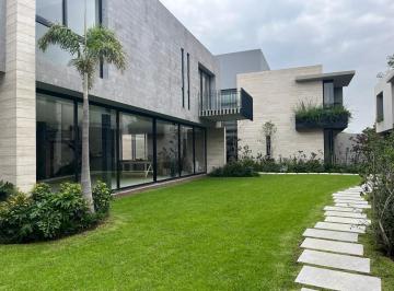 Casa en condominio · 428m² · 3 Recámaras · 4 Estacionamientos · Residencial Aguilas en Venta - (4)