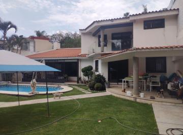 Casa · 380m² · 3 Recámaras · Amplios Espacios