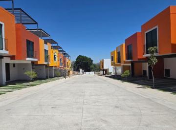 Casa en Venta de 4 habitaciones Jocotepec Centro · Venta de Casa en Jocotepec