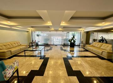 Lobby del edificio · PH. de 200 m en Elegante Condominio con Amenidades. Arenal Tepepan