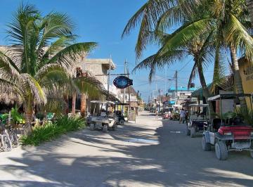 Terreno / Lote , Lázaro Cárdenas · Venta de Terreno Escriturado en Isla Holbox Cerca de La Playa
