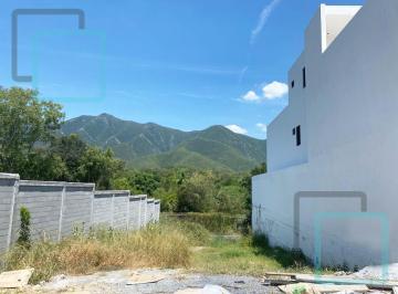 Terreno / Lote · 307m² · Terreno en Venta Amorada Residencial Zona Carretera Nacional Santiago