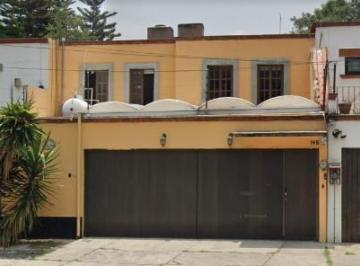 Casa de 4 habitaciones, Coyoacán · Casa en Venta en Coyoacán