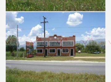 Local comercial · 1500m² · 23 Recámaras · 30 Estacionamientos · Local Comercial en Venta en Loma Prieta