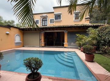 Casa · 560m² · 3 Recámaras · Zona Norte