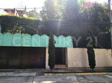 Casa · 600m² · 3 Recámaras · 2 Estacionamientos · Casa en Venta en Lomas de Tecamachalco, Naucalpan, Edomex.