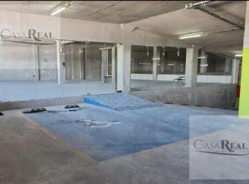 Local comercial · 300m² · Local en Renta en Periferico de La Juventud