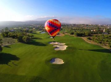 Casa en condominio , San Miguel de Allende · Casa en Venta Campo de Golf en Ventanas Lote 11 Manzana 10