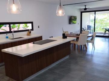 Departamento · 220m² · 3 Recámaras · 1 Estacionamiento · Departamento - Puerto Aventuras