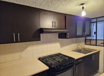 Departamento de 3 habitaciones, Guadalajara · López de Legaspi y 8 de Julio, Planta Baja, 3 Recamaras, 1 Baño Completo, Disponible 15 de Mayo