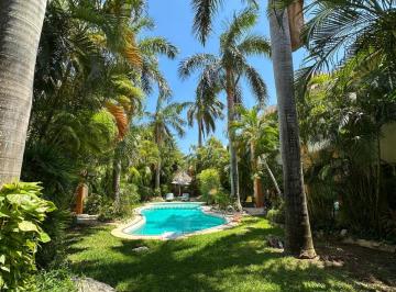 Casa de 4 habitaciones, Cancún · Casa Amueblada en Renta de 4 Recámaras Céntrica en Cancún a Dos Cuadras de Plaza Las Américas Cancún