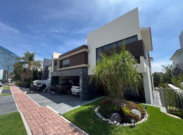Casa de 5 habitaciones, San Andrés Cholula · Casa en Venta con Vista a Campo de Golf en La Vista Country Club
