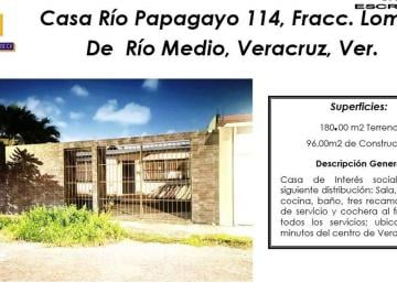 Casa Venta de 3 habitaciones · Se Vende Casa de Interes Social