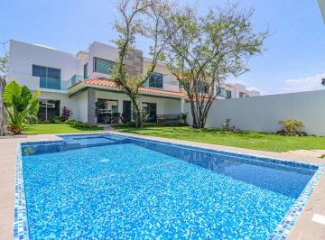 Casa de 4 habitaciones, Jiutepec · ¡Preventa! Casa con Jardin y Alberca Propia en Priv con Vigilancia en Jiutepec