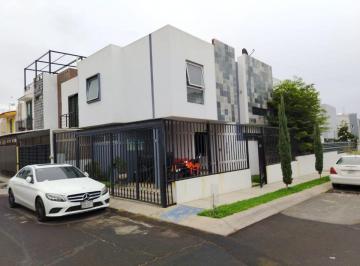 Casa de 3 habitaciones, Zapopan · Casa en Renta Rinconada San Isidro Zapopan
