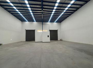 Bodega comercial 535m² Renta 20 Aniversario · Bodega 440 m² // Al Norte // Sobre Av Comercial.