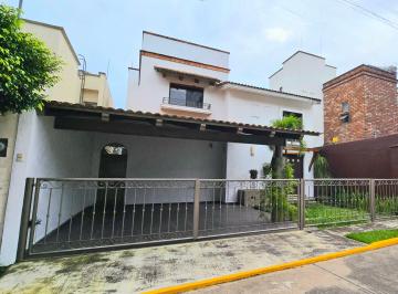 Casa de 3 habitaciones, Córdoba · Venta de Casa Moderna Minimalista Exclusivo Residencial Privado con Jardin