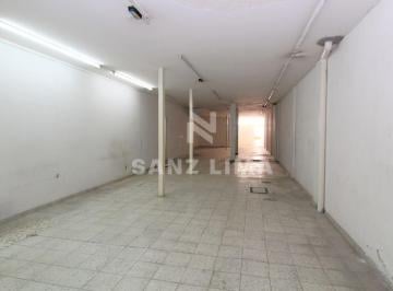 Céntrico local comercial a 3 minutos del jardín principal, cerca de hospitales,  · Centro: Local Comercial en Excelente Ubicación, Cerca de Hospitales.