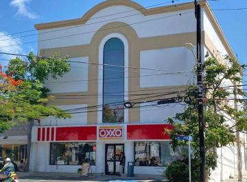 Edificio de 1 habitación, Benito Juárez · Edificio Comercial en Venta. Av Uxmal, Cancún