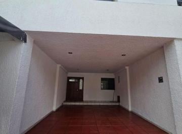 Amplia casa en avenida muy comercial ideal para habitación o comercio. Construid · Amplia Casa en Rafael Sanzio y Guadalupe