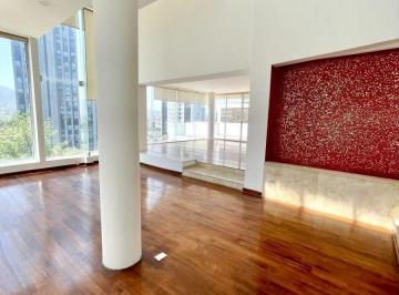 Casa · 580m² · 3 Recámaras · 6 Estacionamientos · Villa Magna Casa en Venta / Renta