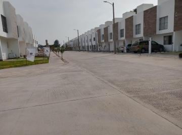 Casa de 3 habitaciones, Soledad de Graciano Sánchez · Fraccionamiento Campeones Olimpicos