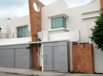 Casa de 4 habitaciones, Carmen · Renta de Casa con 4 Recamaras en Colonia Miami Ciudad del Carmen
