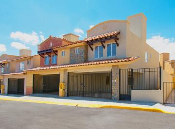 Casa en condominio de 3 habitaciones, Pachuca · Casa en Venta en Pachuca Hidalgo Fraccionamiento Real Madeira con Casa Club Casa Nueva