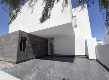 Casa de 4 habitaciones, Jesús María · Rmc - Casa Nueva en St Angelo 217 m² con Recámara en Planta Baja - Coto con Amenidades