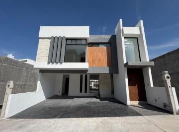 Casa de 2 habitaciones, San Luis Potosí · Casa Terminada en Lomas de Chapultepec Privada