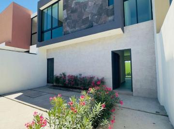 Casa de 3 habitaciones, Colima · Casa en Venta Nueva Fraccionamiento Residencial El Pedregal Plaza Zentralia
