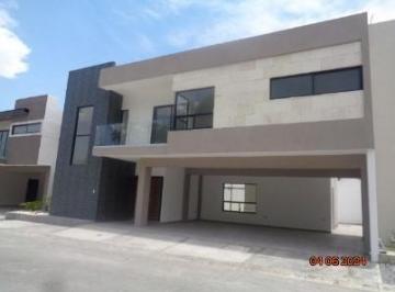Fachada · Con Recamara en Planta Baja Preventa en Privada La Aurora! Residencial de Lujo