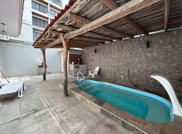 Casa de 6 habitaciones, Mazatlán · Casa con 6 [Dorm.] en Renta en Fraccionamiento Telleria