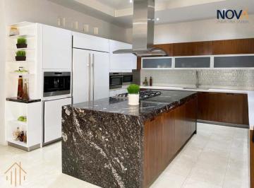 Casa en Venta de 4 habitaciones San Francisco Country Club · Venta de Casa en San Francisco Country Club, Zona de Alta Plusvalía