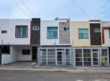 Casa de 2 habitaciones, Zapopan · Casa en Renta en Praderas del Centinela, Zapopan