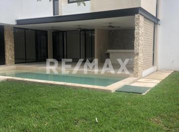 Casa · 575m² · 5 Recámaras · 6 Estacionamientos · Venta Casa en Privada Manantiales de Cocoyoles, Zona Norte en Mérida, Yucatán - (4)