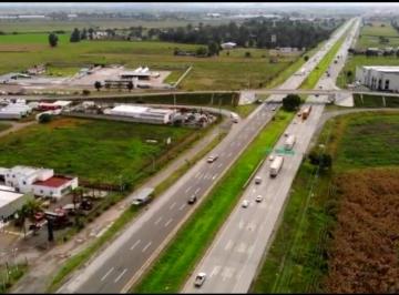 Terreno / Lote , El Marqués · Terrenoi Industrial en Venta Querétaro Sobre Caretera 57 Calamanda